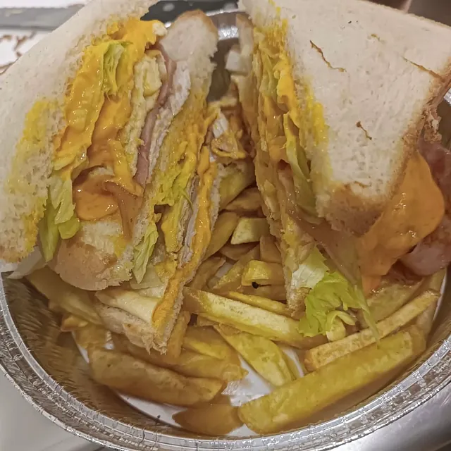 La Buena Comida De Elvira sandwich